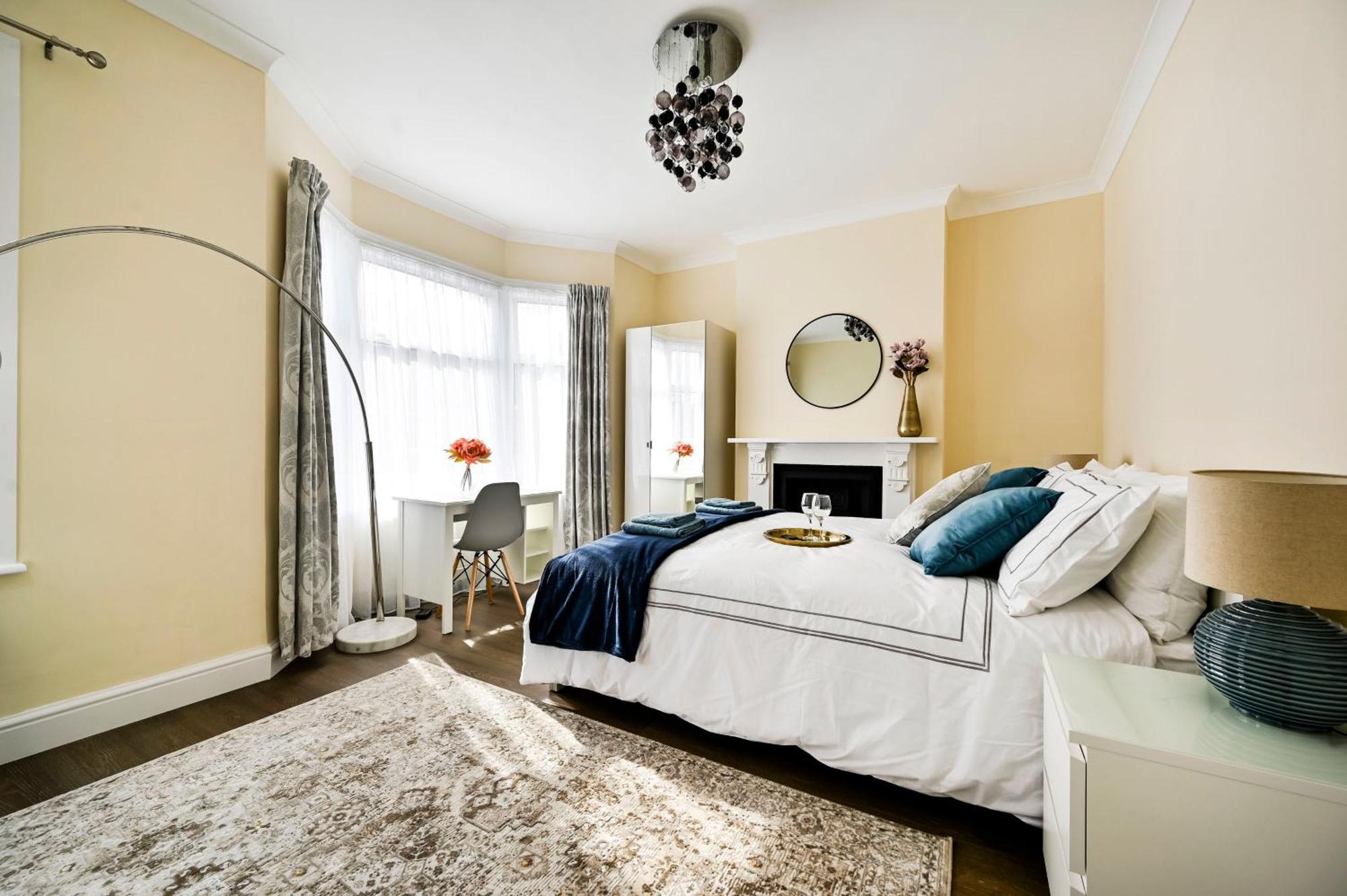 A Two Bedroom A Stride Away From Meridian Greenwich London Exterior foto