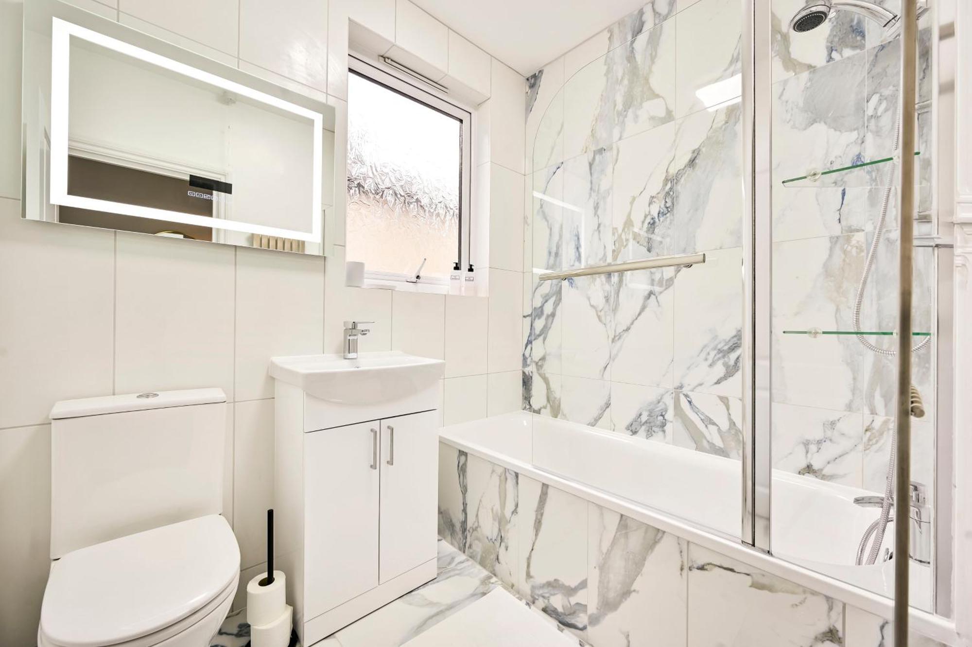 A Two Bedroom A Stride Away From Meridian Greenwich London Exterior foto