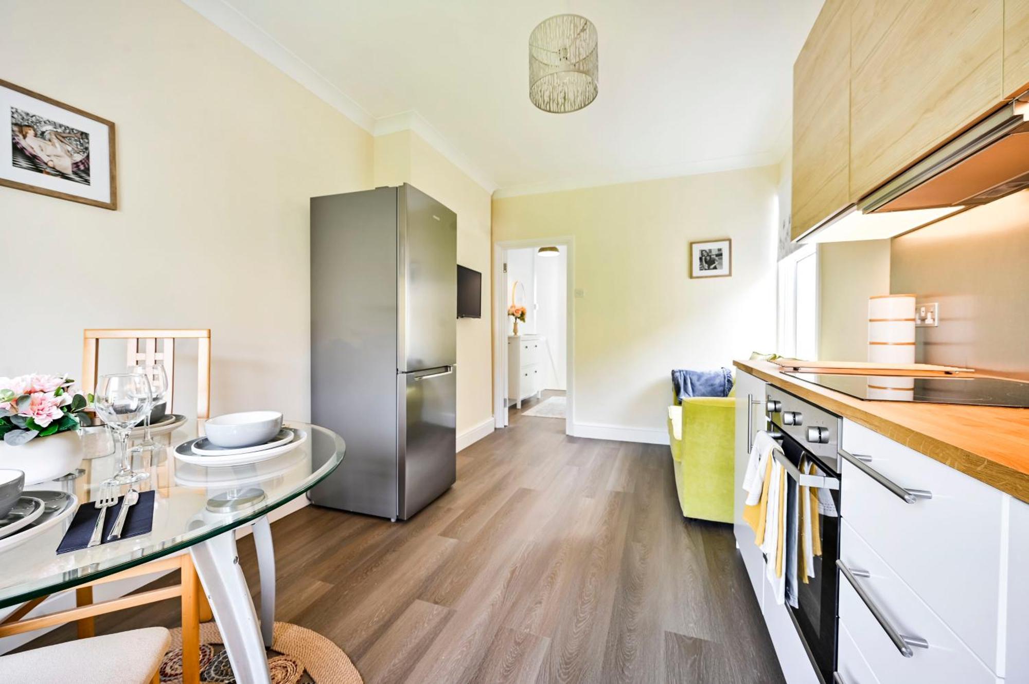 A Two Bedroom A Stride Away From Meridian Greenwich London Exterior foto